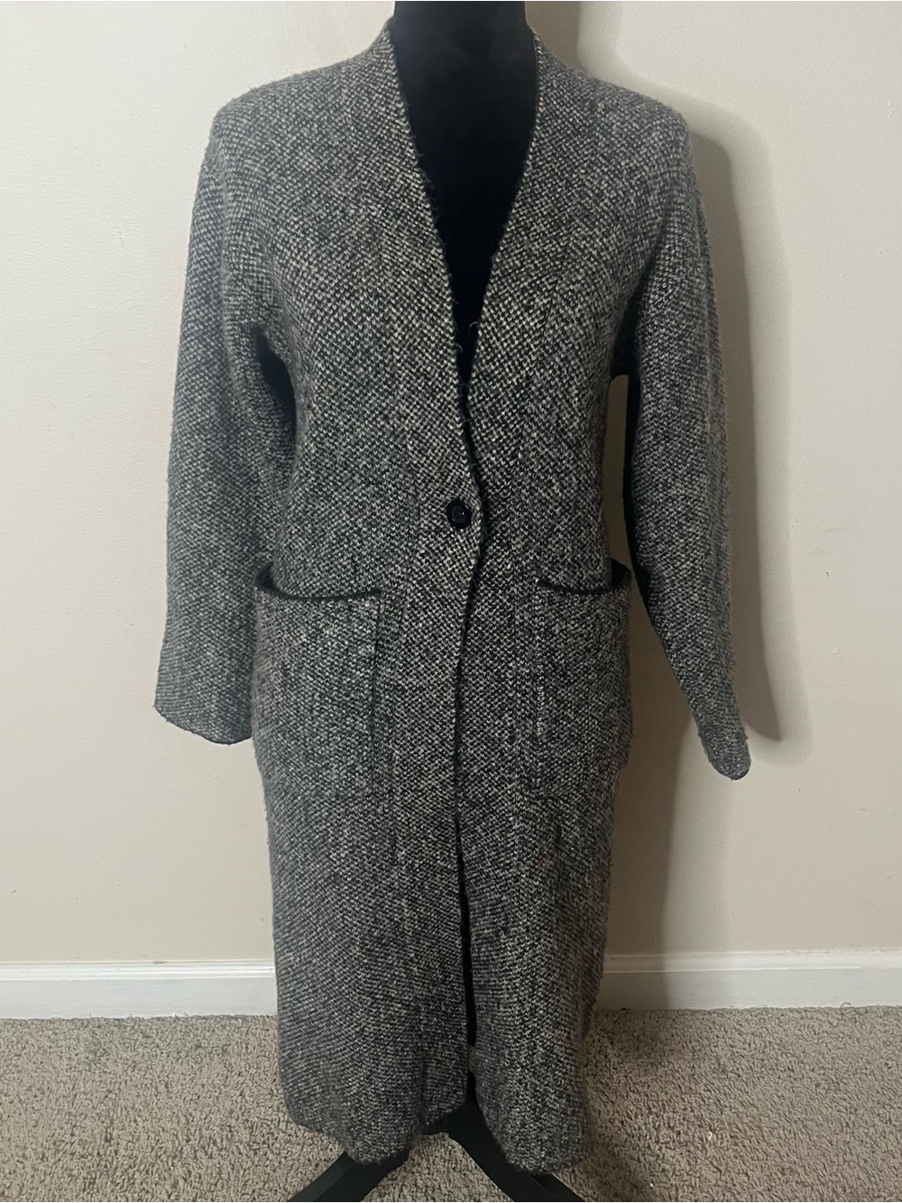 Uniqlo Women’s Black Tweed V~Neck Wool Blend Relaxed Long Cardigan Coat Sz XS